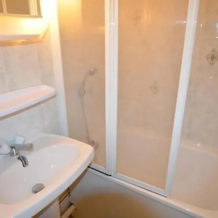 Apartment Apartment Les Menuires - 2 Pers, 18 M2, 1/0 2 *